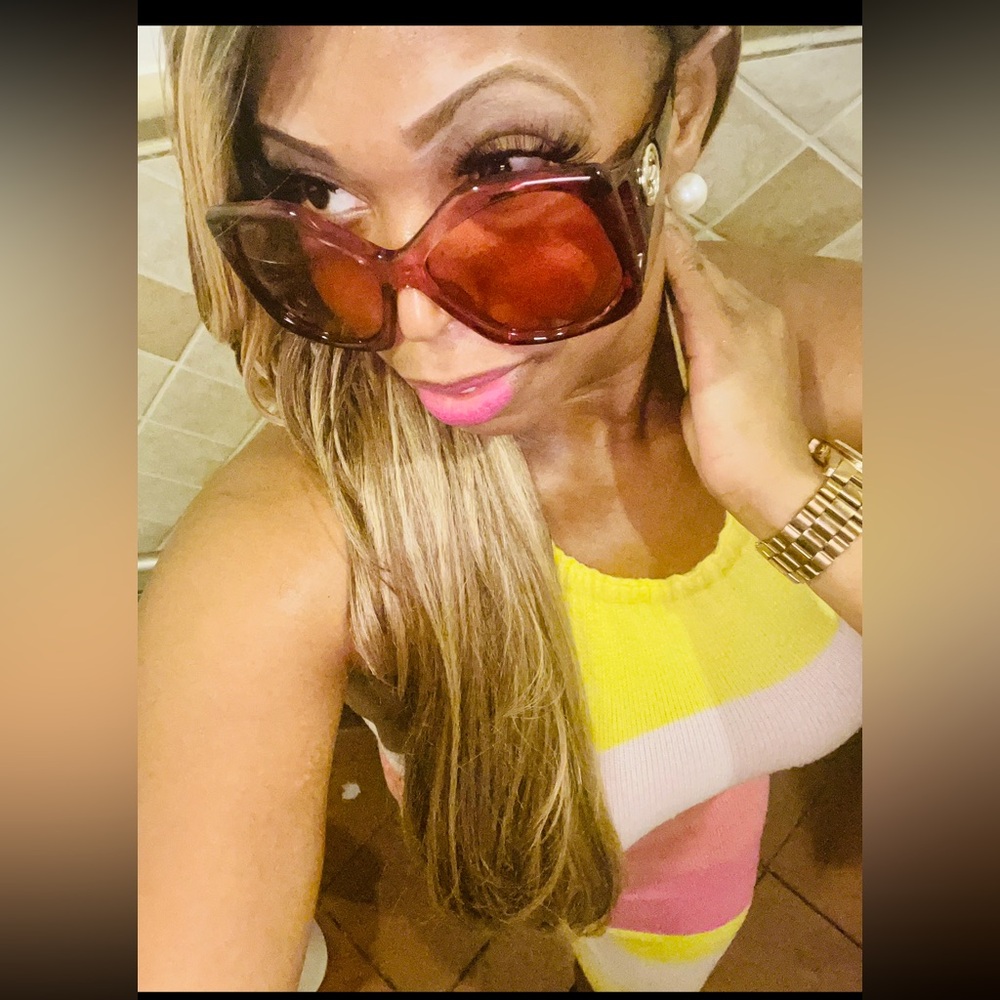 Women Gucci sunglasses 🕶️🩷 - Picture 13 of 17